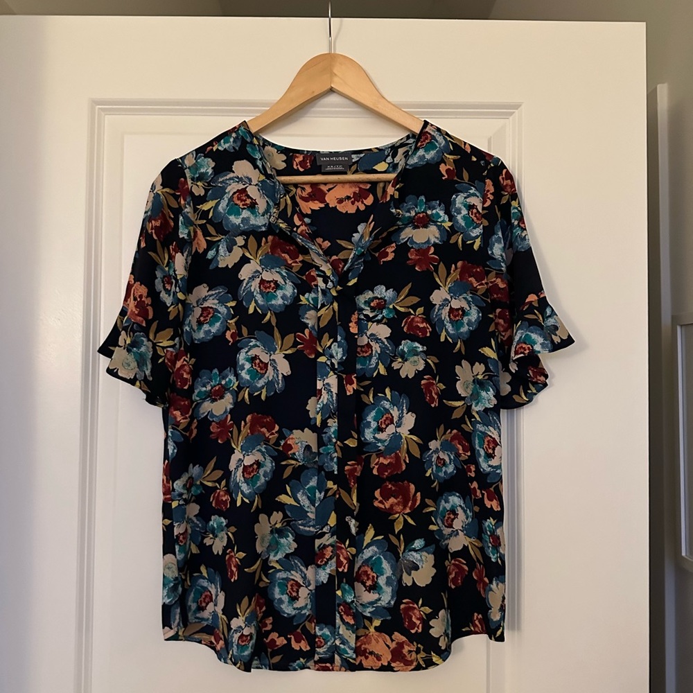 Van Heusen Floral Blouse - Size XS